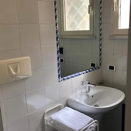 Molly's House A Posillipo Отель Неаполь